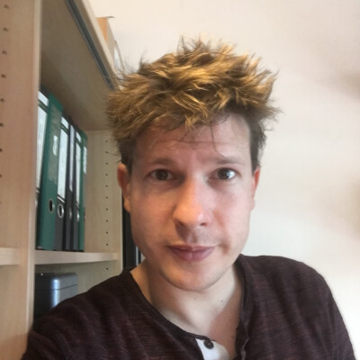 Sebas zoekt een Woonboot in Groningen