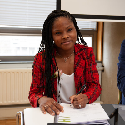 Zynia zoekt een Kamer in Groningen