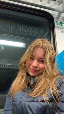 Danielle is looking for a Room / Studio in Groningen