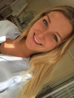 Renee is looking for a Room / Apartment / HouseBoat in Groningen